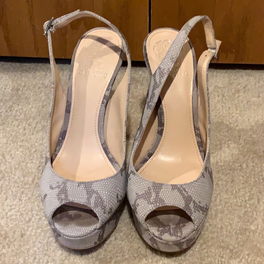 🐍 Vince Camino Grey Snake Slingback Stilettos 🐍